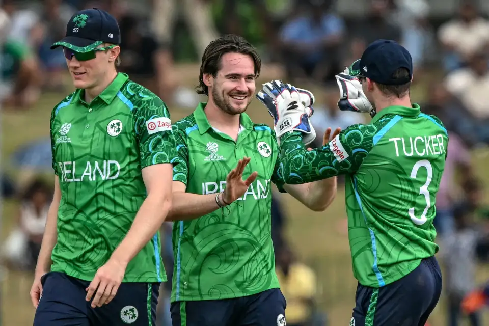 Josh Little sent back Mohammad Nadeem